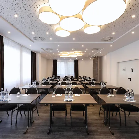 Airporthotel Berlin-Adlershof-2