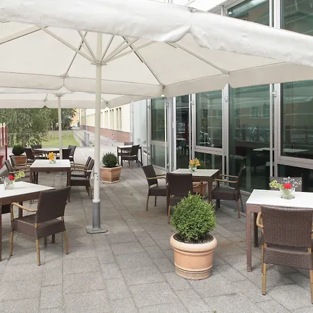 Airporthotel Berlin-Adlershof-3